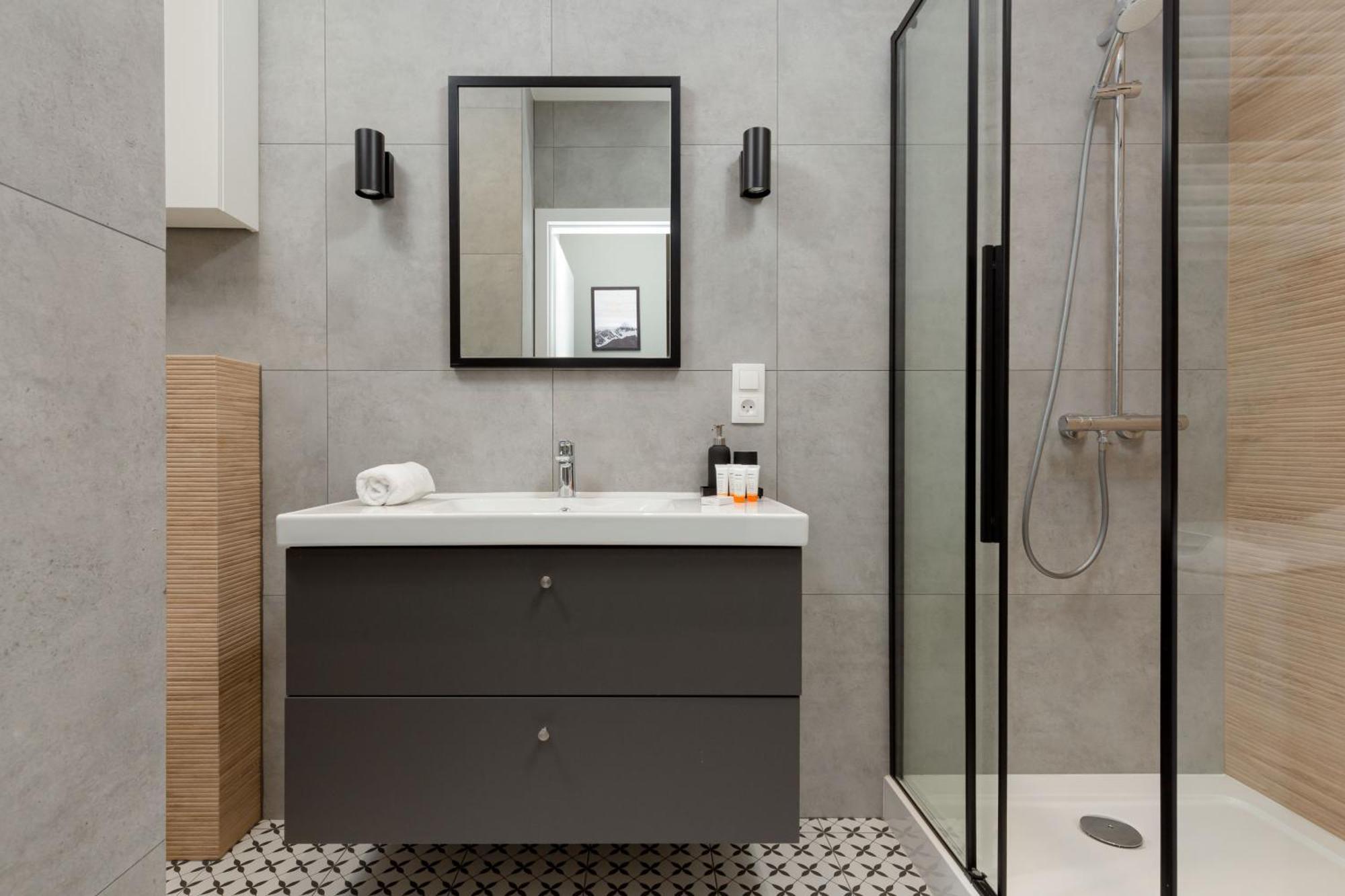 Central Apartment Emilii Plater By Noclegi Renters Varsovie Extérieur photo