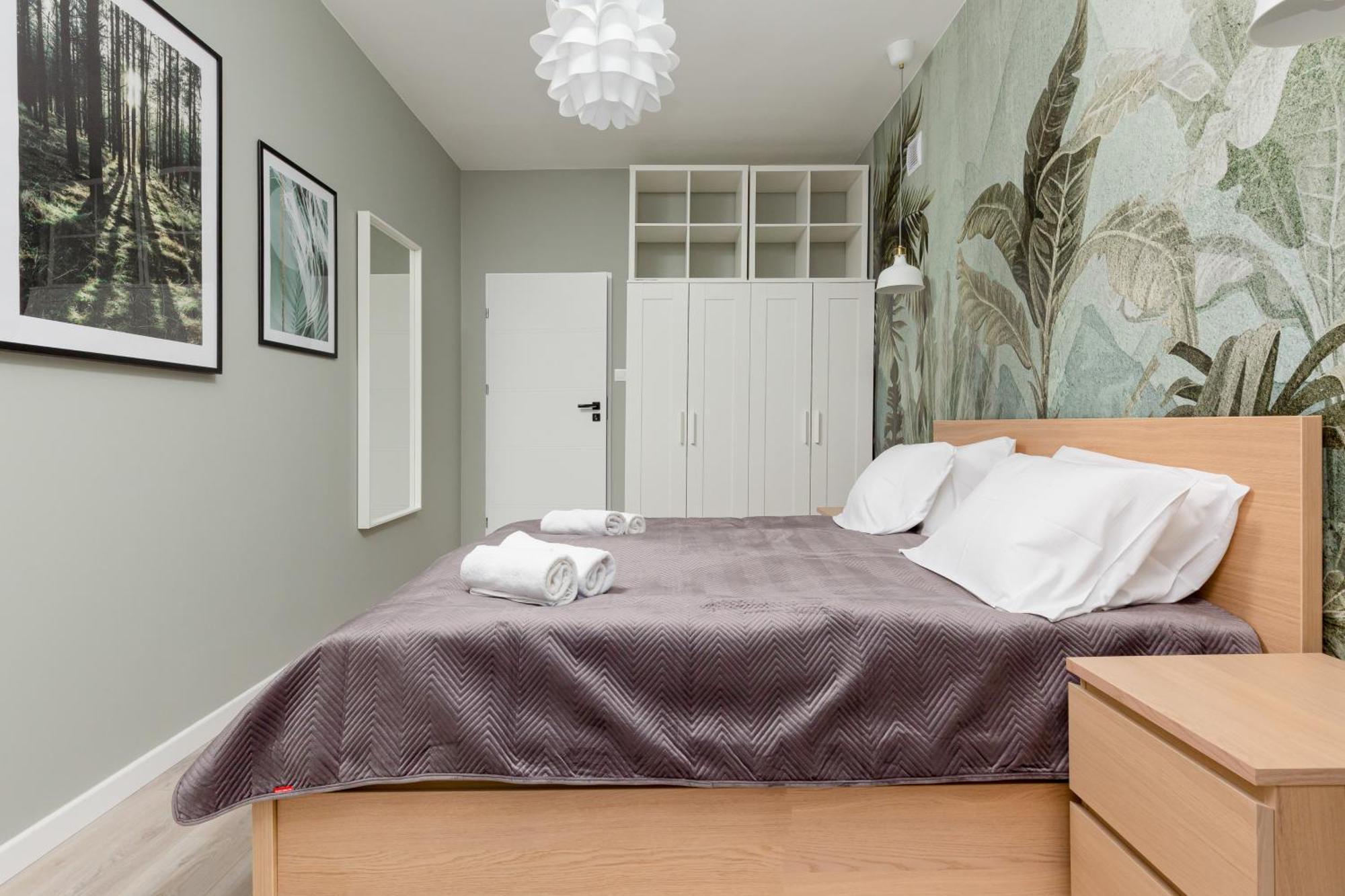 Central Apartment Emilii Plater By Noclegi Renters Varsovie Extérieur photo